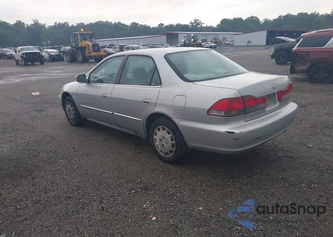 2002 Honda Accord 2.3 Lx из США, поврежденный, VIN 1HGCG564X2A152348
